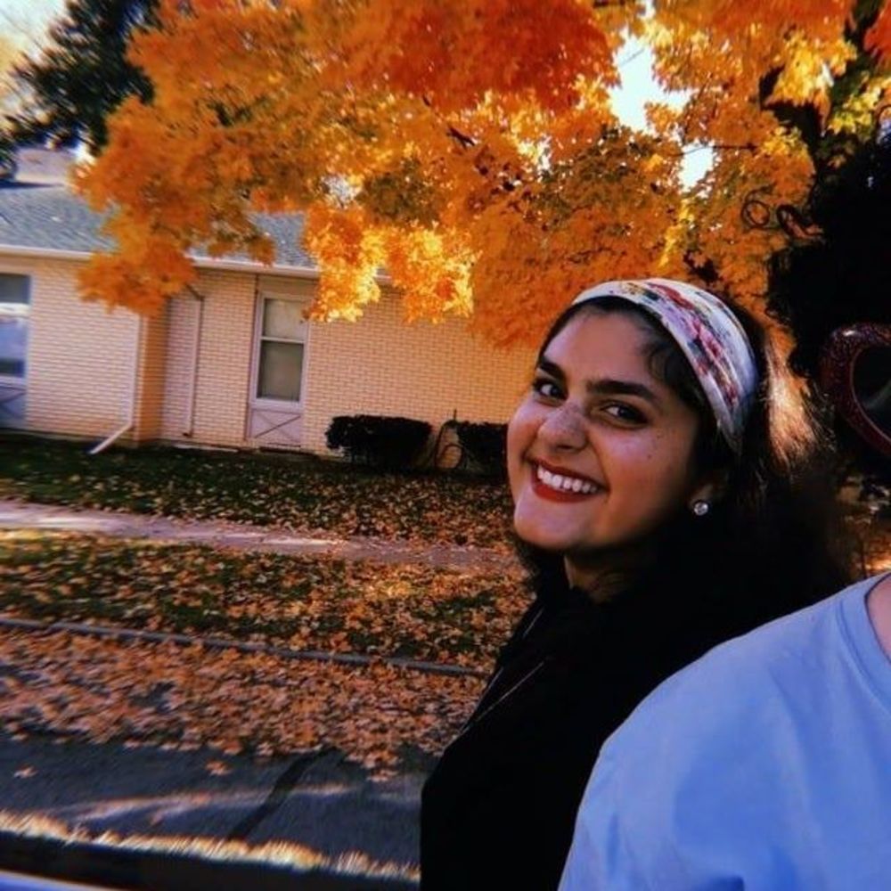 Meet your Posher, Tahira